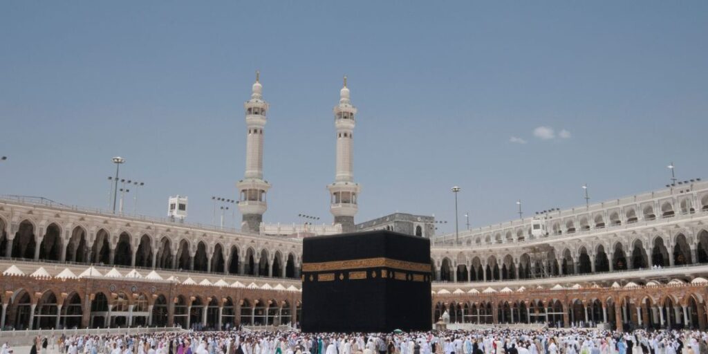 April Umrah package - Noble Voyages