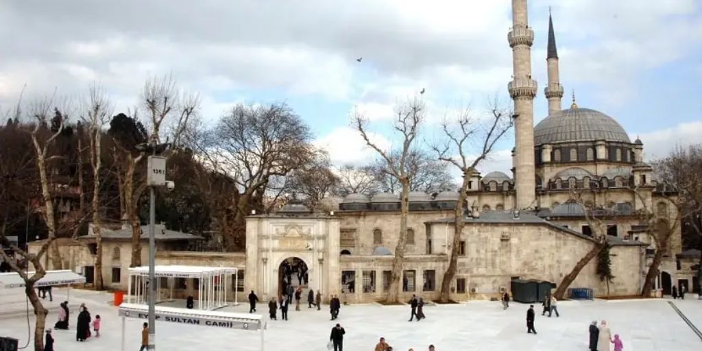 Eyüp Sultan - Noble hajj umrah