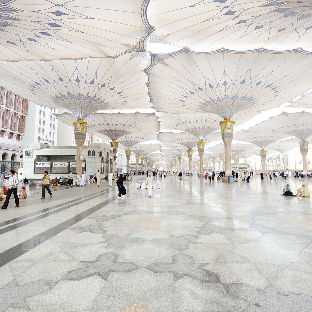 Umrah packages from Italy